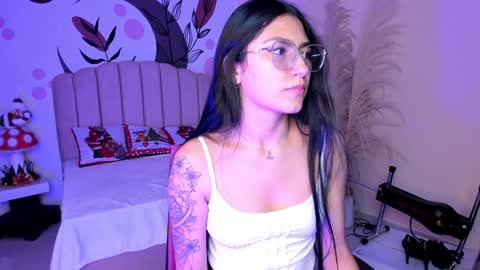 Allondra  online show from 12.23.24