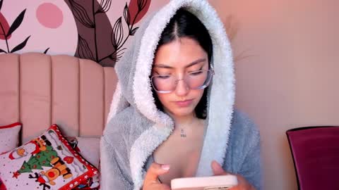 Allondra  online show from 01.07.25