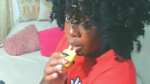 Snapshot of _amy_rojas_ chatting on 10.04.25 ask me online show from 10.04.25