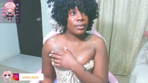 Snapshot of _amy_rojas_ chatting on 10.05.25 ask me online show from 10.05.25