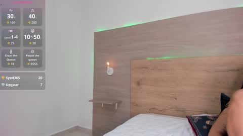 Snapshot of _ananyaa_lov chatting on 11.11.25 ananya online show from 11.11.25