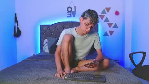 Snapshot of _andrew_willyams chatting on 01.20.25 Andres online show from 01.20.25