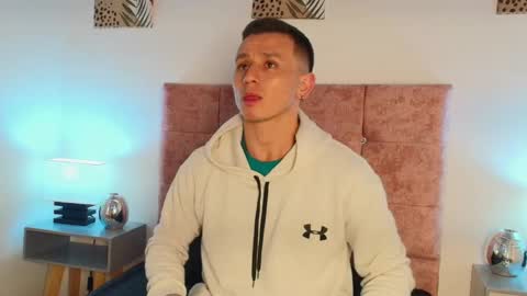 Snapshot of _andrewfalcon2 chatting on 01.14.25 _andrewfalcon2 online show from 01.14.25