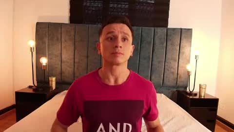 Snapshot of _andrewfalcon2 chatting on 02.22.25 _andrewfalcon2 online show from 02.22.25