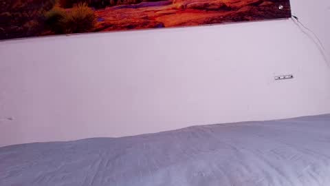 Any online show from 11.04.25