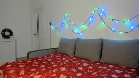 Anna online show from 11.28.25