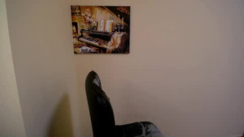 Anna online show from 02.26.25