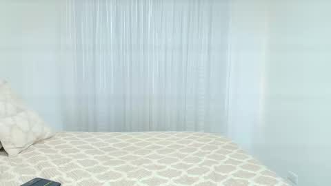 Snapshot of _annie_thomson_ chatting on 03.10.26 Melissa online show from 03.10.26