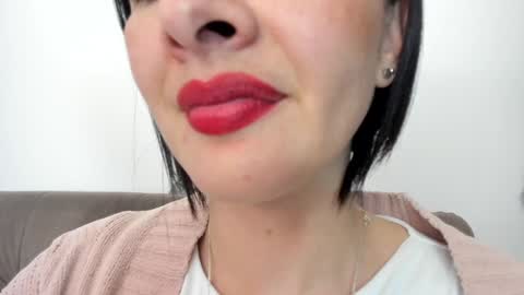 antonia online show from 01.15.25