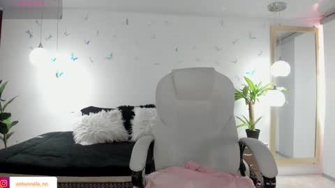 antonnela online show from 03.10.26