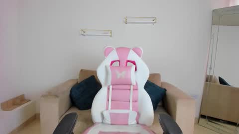    online show from 02.06.26