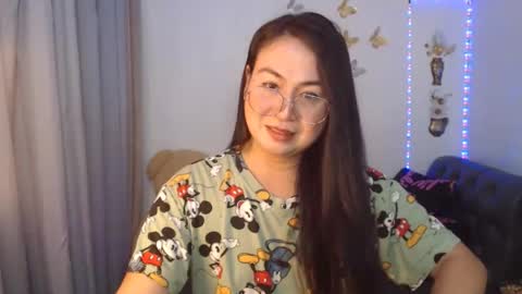 Snapshot of _arah chatting on 09.12.25 arah online show from 09.12.25