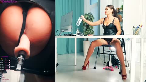 Snapshot of _artporno_ chatting on 10.09.25 _artporno_ online show from 10.09.25