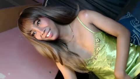 Snapshot of _asiancutie chatting on 12.27.24 _asiancutie online show from 12.27.24
