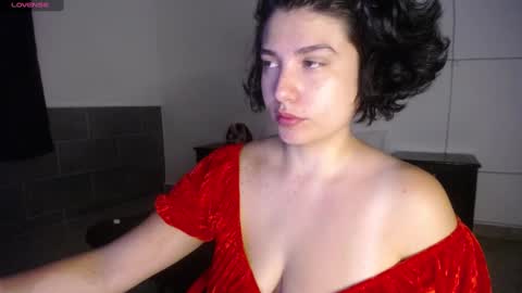 atenea online show from 12.31.24