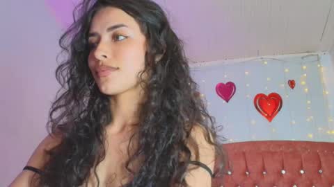 Aurora online show from 02.10.25