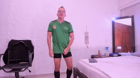 _axelking_ online show from 12.01.25