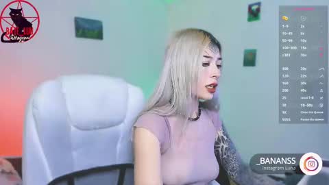 Lunita  online show from 11.17.25