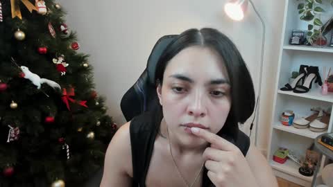 Bella Evans online show from 01.15.25