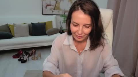 Snapshot of _beylly chatting on 09.14.25 Beylly online show from 09.14.25