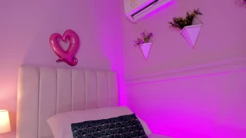Hi guys i am Bianca  online show from 02.21.25