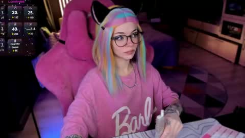 Snapshot of _black_fox__ chatting on 04.26.26 Olivia Subscribe to my Fansly - online show from 04.26.26
