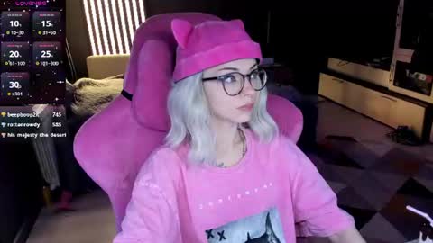 Snapshot of _black_fox__ chatting on 07.02.26 Olivia Subscribe to my Fansly - online show from 07.02.26