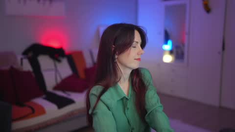 Lili online show from 02.20.26