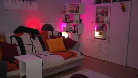 Lili online show from 04.17.26