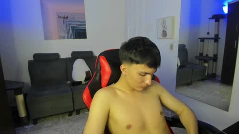 Snapshot of _blakee chatting on 01.10.25 B L A K E online show from 01.10.25