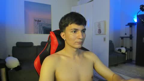 Snapshot of _blakee chatting on 01.18.25 B L A K E online show from 01.18.25