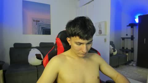 Snapshot of _blakee chatting on 01.19.25 B L A K E online show from 01.19.25