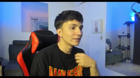 Snapshot of _blakee chatting on 01.23.25 B L A K E online show from 01.23.25