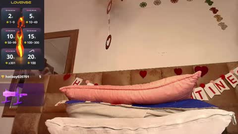 Snapshot of _britanyy_ chatting on 02.15.25 Britany online show from 02.15.25