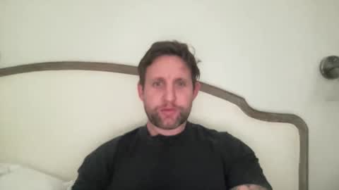 Snapshot of _british_hung_ chatting on 05.05.26 UK BigThick Cock online show from 05.05.26