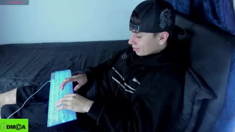 Snapshot of _broken_47 chatting on 01.18.26 FELIPE CAMACHO dont forget to support me with a little hand up online show from 01.18.26