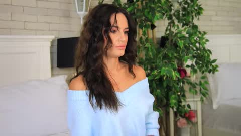 Snapshot of _carlawhite_ chatting on 10.06.25 _carlawhite_ online show from 10.06.25