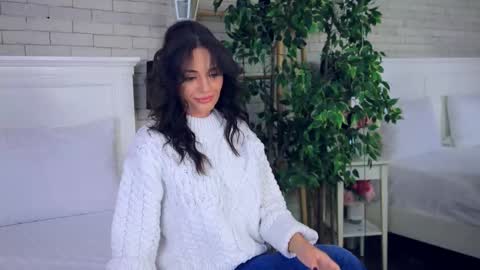 Snapshot of _carlawhite_ chatting on 10.09.25 _carlawhite_ online show from 10.09.25