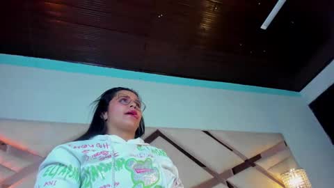 Caroline Sweet online show from 12.19.24