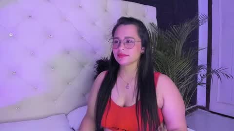 Caroline Sweet online show from 01.08.25