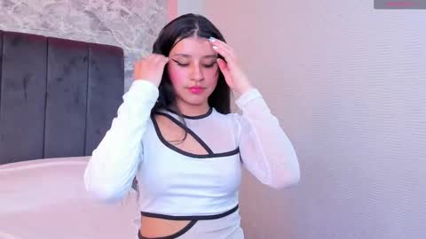 _catherineknight online show from 02.19.25
