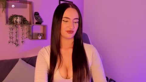 Snapshot of _celeste_moore chatting on 10.01.25 celeste online show from 10.01.25