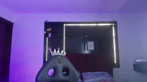 _charlotte_collins_ online show from 03.30.26