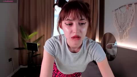 Snapshot of _chillbacca_ chatting on 09.14.25 _chillbacca_ online show from 09.14.25