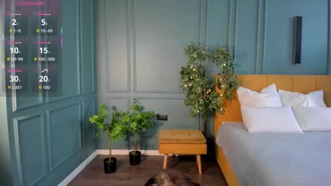 Snapshot of _chillbacca_ chatting on 09.17.25 _chillbacca_ online show from 09.17.25