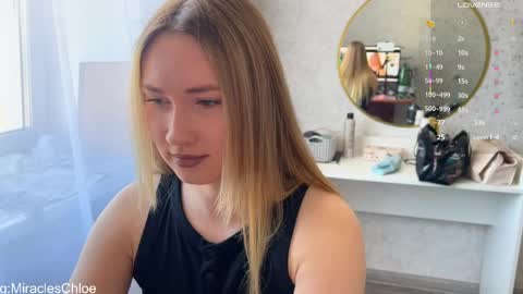 Snapshot of _chloe_miller_ chatting on 04.01.26 _chloe_miller_ online show from 04.01.26
