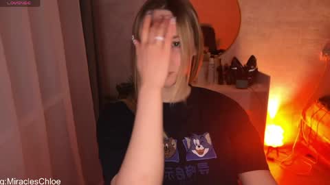 Snapshot of _chloe_miller_ chatting on 04.15.26 _chloe_miller_ online show from 04.15.26