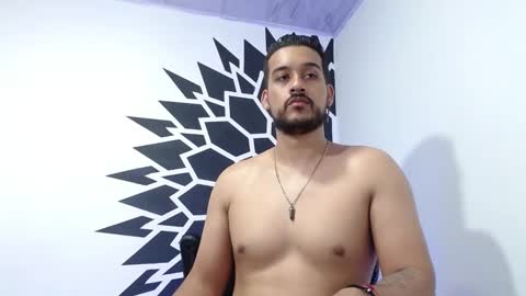 Snapshot of _christopher_dennis_ chatting on 01.10.25 CRIS online show from 01.10.25