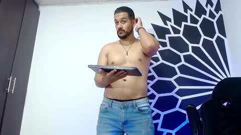 Snapshot of _christopher_dennis_ chatting on 02.05.25 CRIS online show from 02.05.25