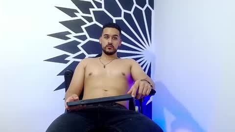 Snapshot of _christopher_dennis_ chatting on 02.08.25 CRIS online show from 02.08.25